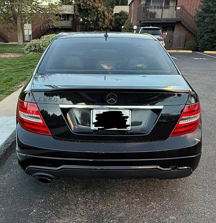 2012 Mercedes-Benz W204 C-Class - Image 6 of 12