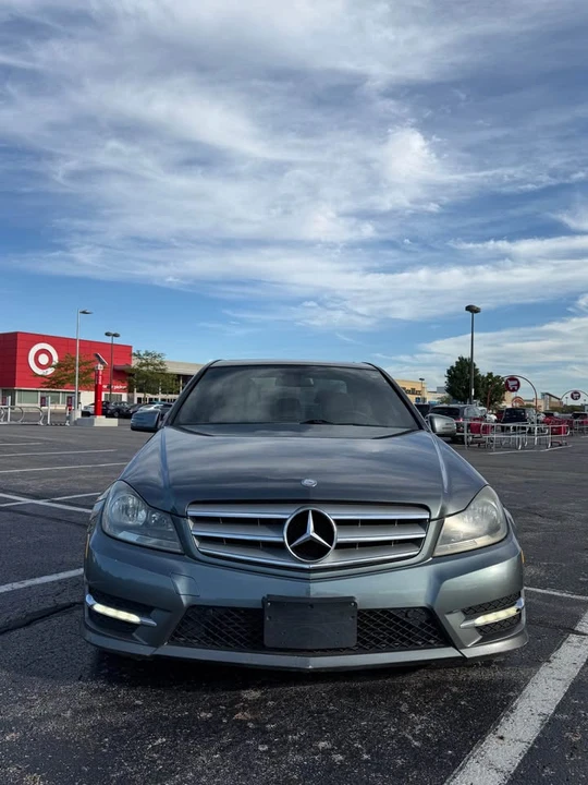 2012 Mercedes-Benz W204 C-Class - Image 2 of 15