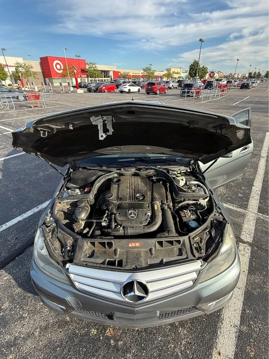 2012 Mercedes-Benz W204 C-Class - Image 12 of 15