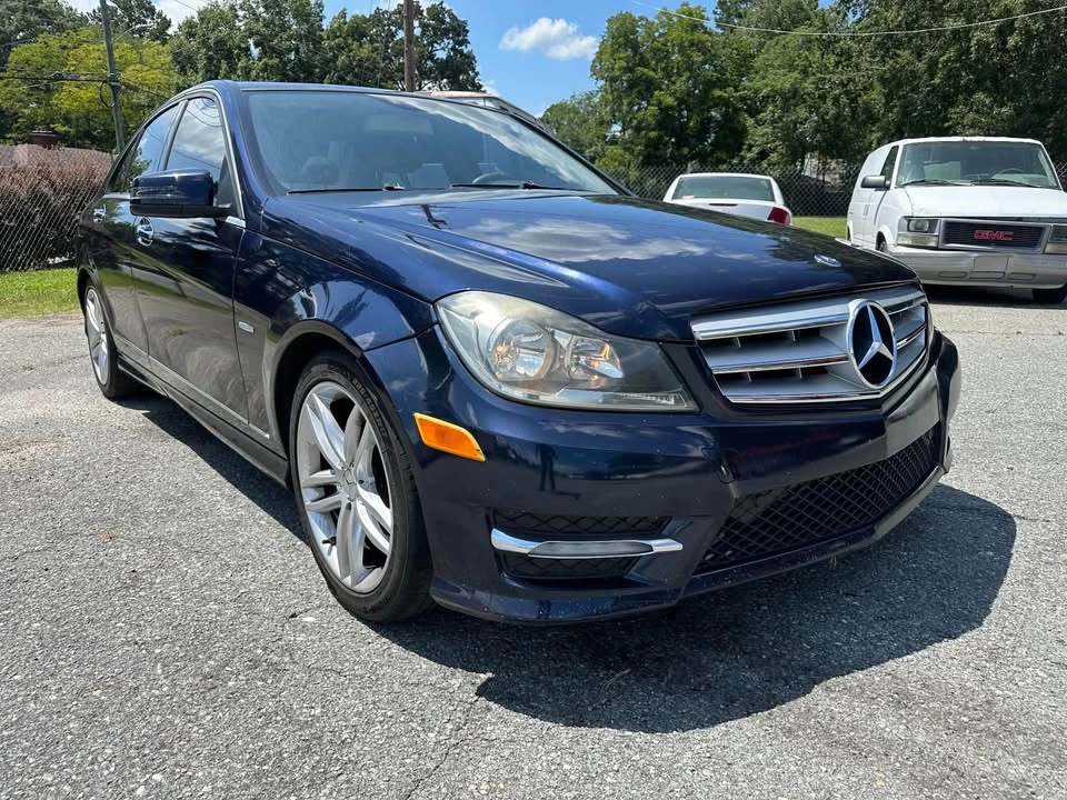 2012 Mercedes-Benz W204 C-Class - Image 2 of 8