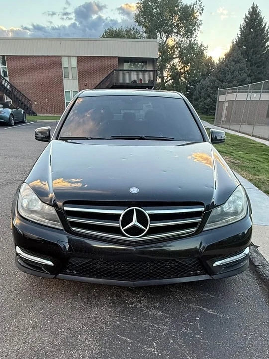 2012 Mercedes-Benz W204 C-Class - Image 2 of 12