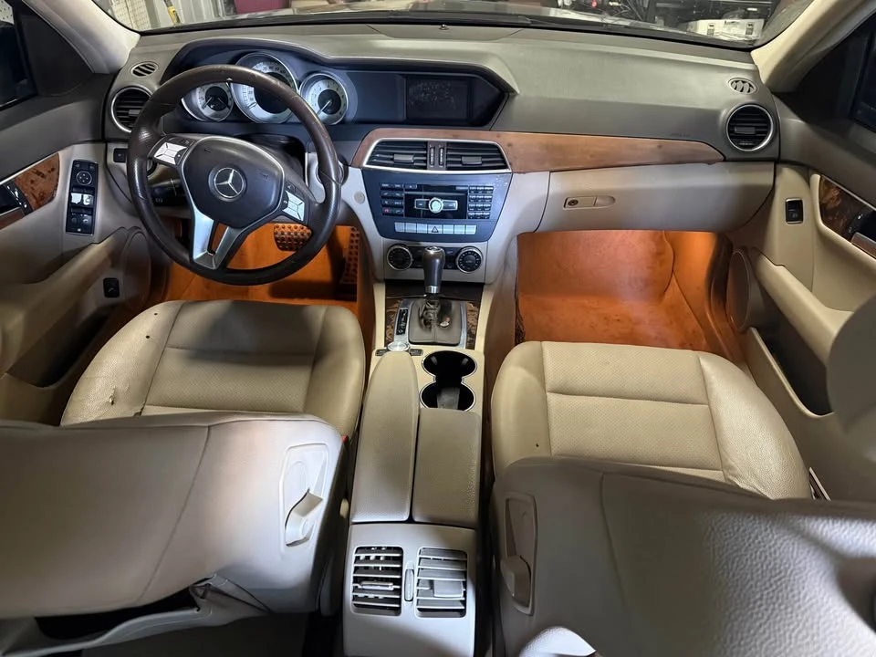 2012 Mercedes-Benz W204 C-Class - Image 9 of 12