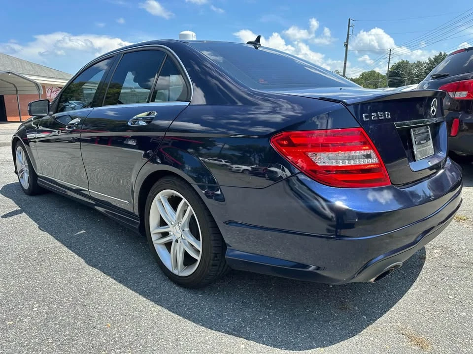 2012 Mercedes-Benz W204 C-Class - Image 3 of 8