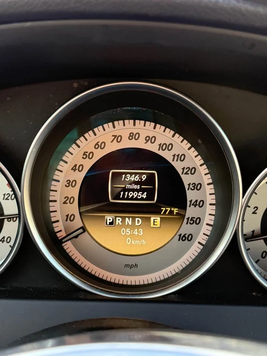 2012 Mercedes-Benz W204 C-Class - Image 13 of 15