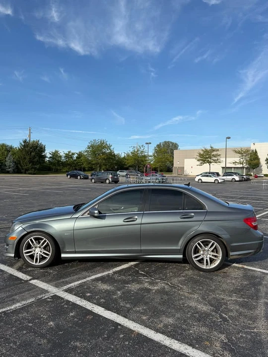 2012 Mercedes-Benz W204 C-Class - Image 9 of 15