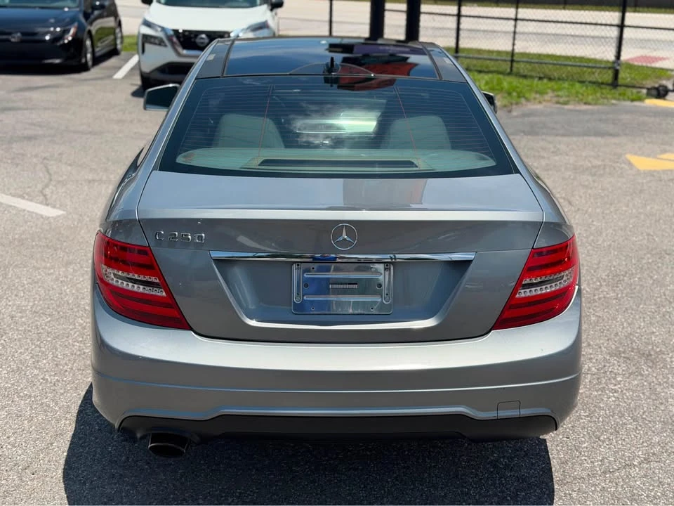 2012 Mercedes-Benz W204 C-Class - Image 6 of 10