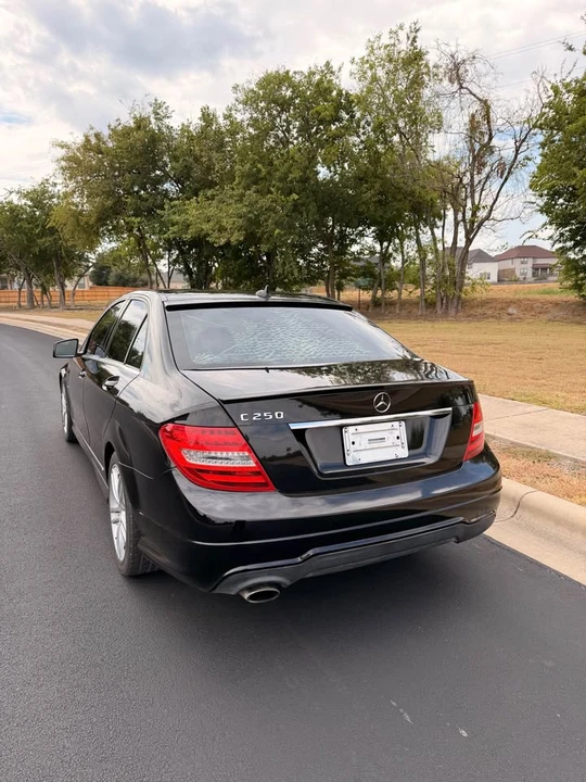 2012 Mercedes-Benz W204 C-Class - Image 5 of 19