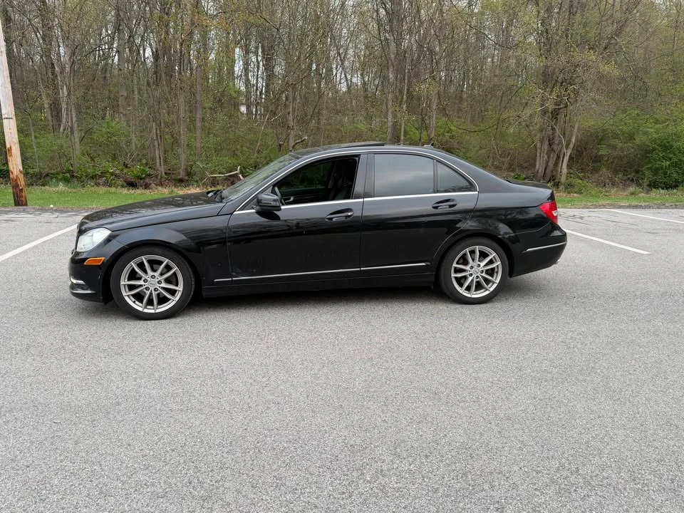 2012 Mercedes-Benz W204 C-Class - Image 3 of 13