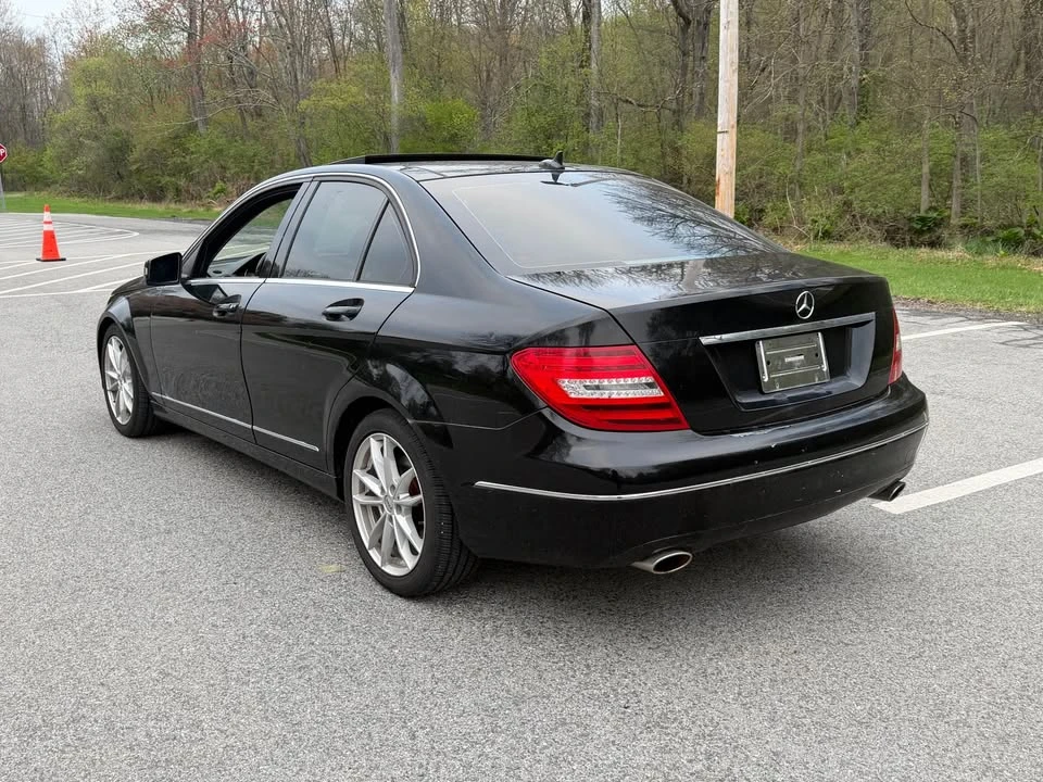 2012 Mercedes-Benz W204 C-Class - Image 6 of 13