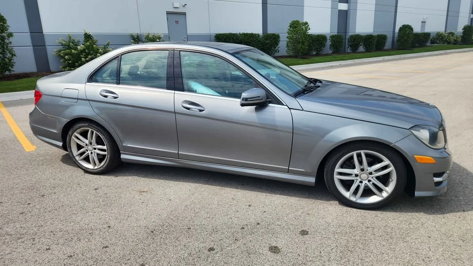 2012 Mercedes-Benz W204 C-Class - Image 2 of 11