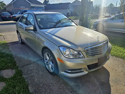 2012 Mercedes-Benz C-Class C 300 4MATIC Luxury Sedan 4D