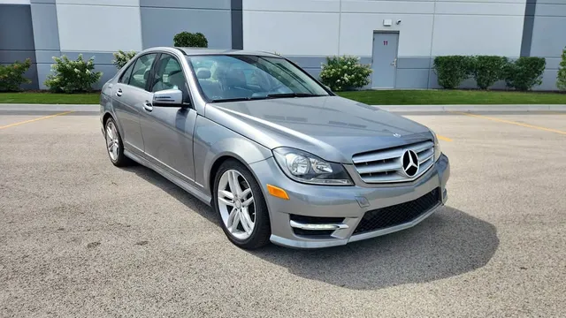 2012 Mercedes-Benz C-Class C 300 4MATIC Luxury Sedan 4D