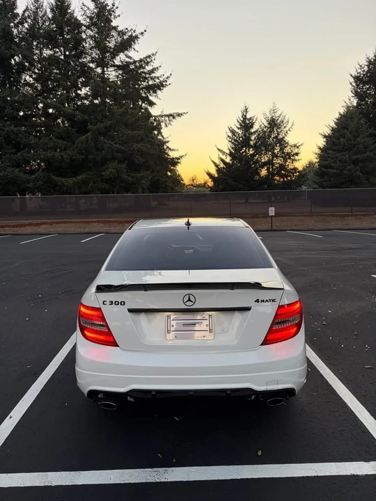 2012 Mercedes-Benz W204 C-Class - Image 6 of 20