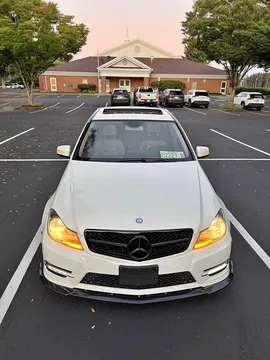2012 Mercedes-Benz C-Class C 300 4MATIC Luxury Sedan 4D