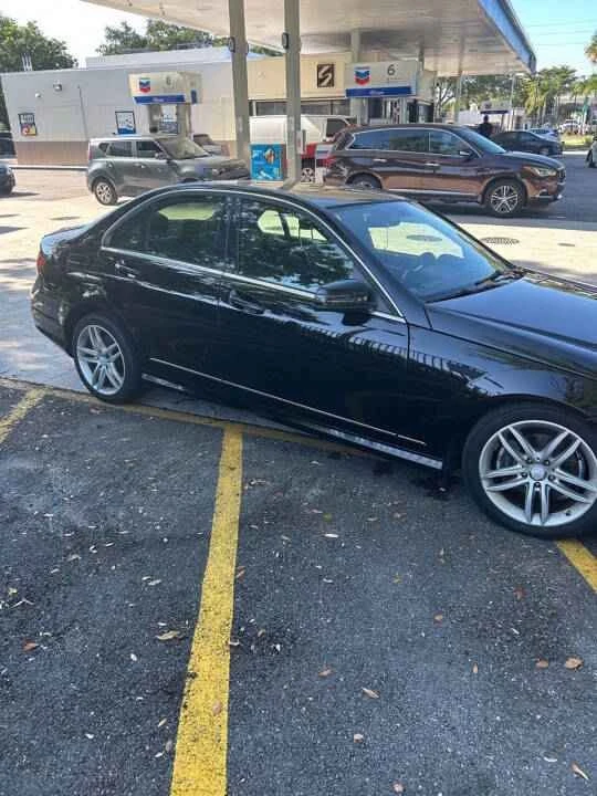 2012 Mercedes-Benz W204 C-Class - Image 3 of 14