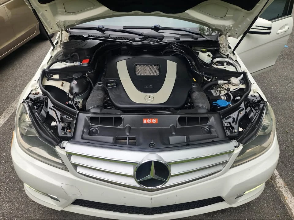 2012 Mercedes-Benz W204 C-Class - Image 7 of 15