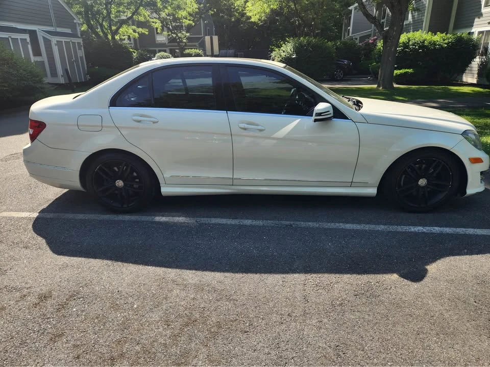 2012 Mercedes-Benz W204 C-Class - Image 12 of 15