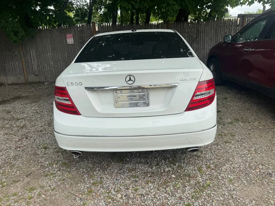 2012 Mercedes-Benz W204 C-Class - Image 2 of 15