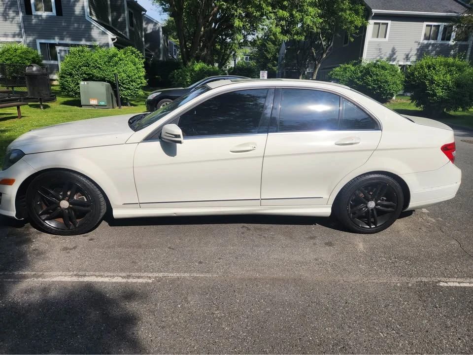 2012 Mercedes-Benz W204 C-Class - Image 13 of 15