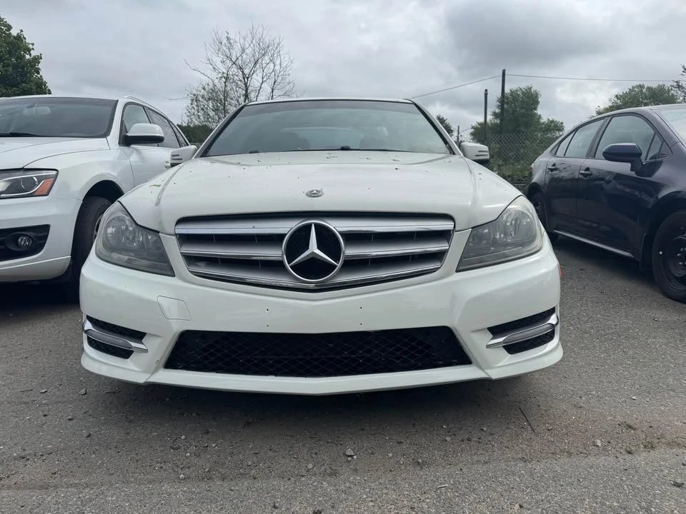2012 Mercedes-Benz W204 C-Class - Image 5 of 15