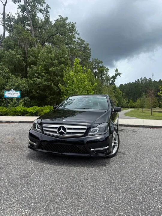 2012 Mercedes-Benz W204 C-Class - Image 3 of 17