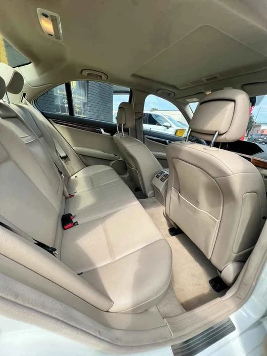 2012 Mercedes-Benz W204 C-Class - Image 10 of 11
