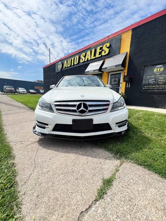2012 Mercedes-Benz W204 C-Class - Image 4 of 11