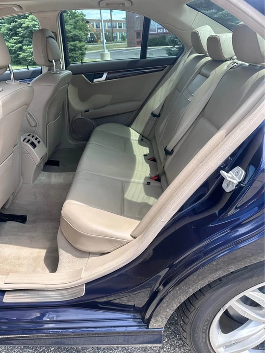 2012 Mercedes-Benz W204 C-Class - Image 17 of 20