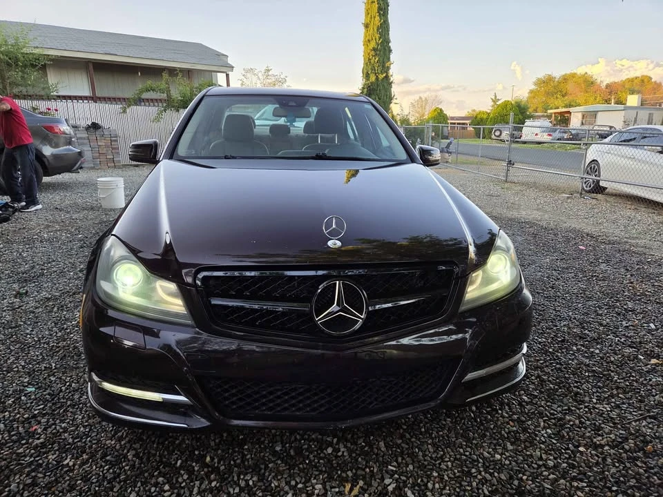 2012 Mercedes-Benz W204 C-Class - Image 2 of 7