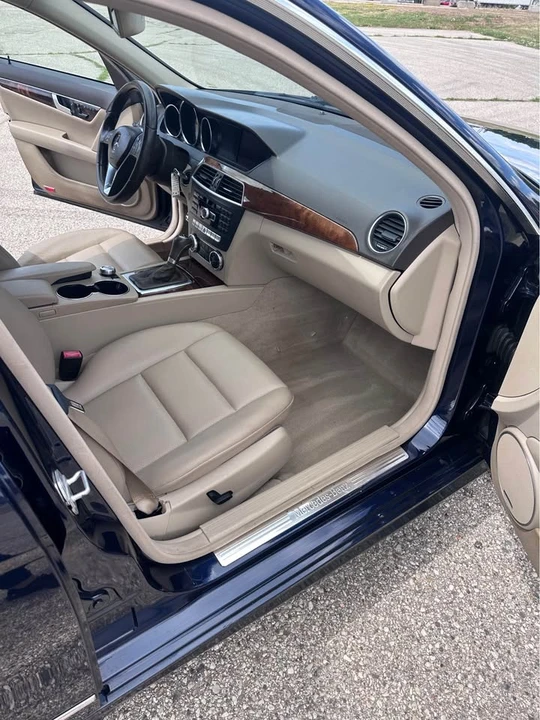 2012 Mercedes-Benz W204 C-Class - Image 16 of 20