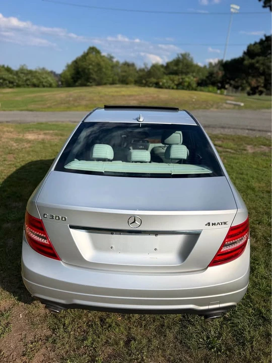 2012 Mercedes-Benz W204 C-Class - Image 6 of 20