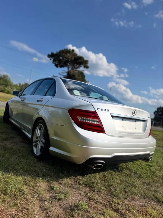 2012 Mercedes-Benz W204 C-Class - Image 5 of 20