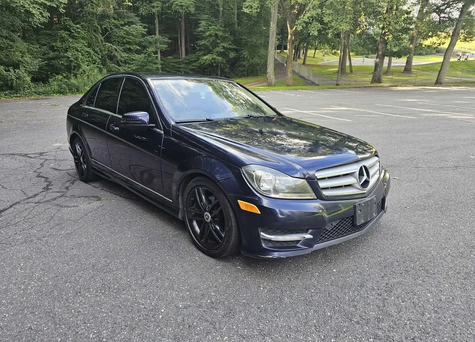 2012 Mercedes-Benz W204 C-Class - Image 4 of 10