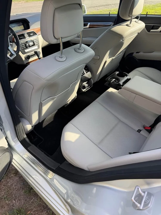 2012 Mercedes-Benz W204 C-Class - Image 11 of 20