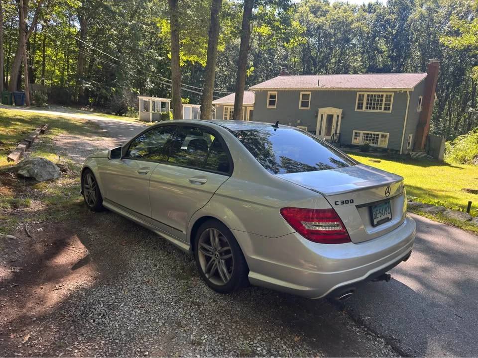 2012 Mercedes-Benz W204 C-Class - Image 4 of 5