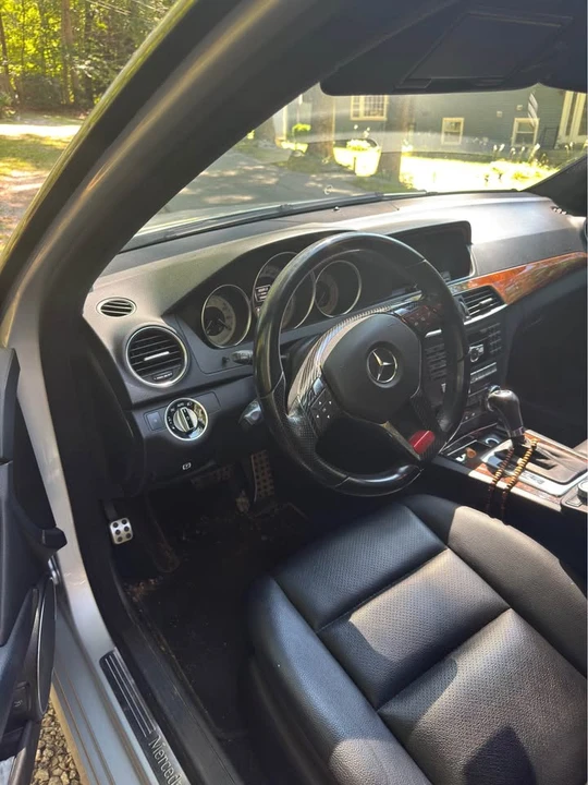 2012 Mercedes-Benz W204 C-Class - Image 5 of 5