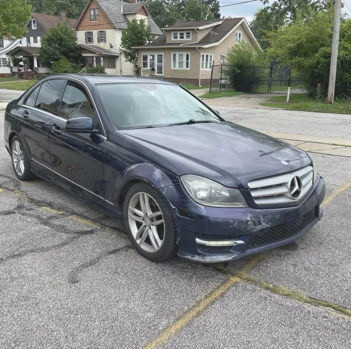2012 Mercedes-Benz W204 C-Class - Image 7 of 14