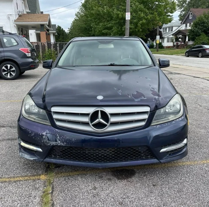 2012 Mercedes-Benz W204 C-Class - Image 8 of 14