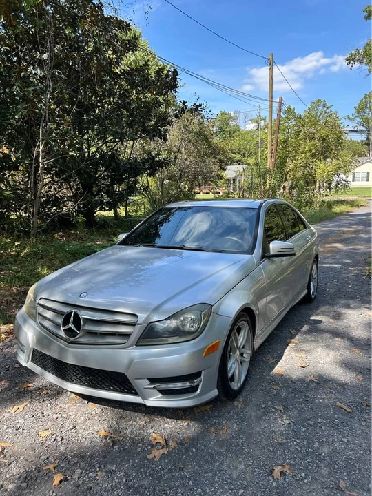 2012 Mercedes-Benz W204 C-Class - Image 5 of 8