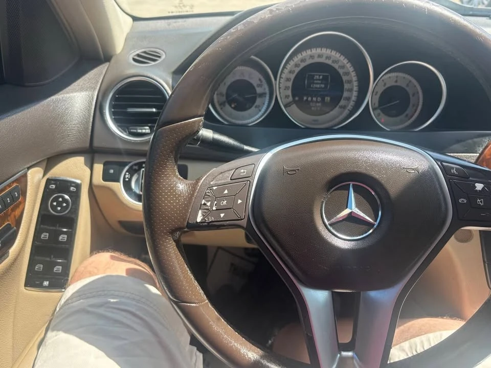 2012 Mercedes-Benz W204 C-Class - Image 20 of 20