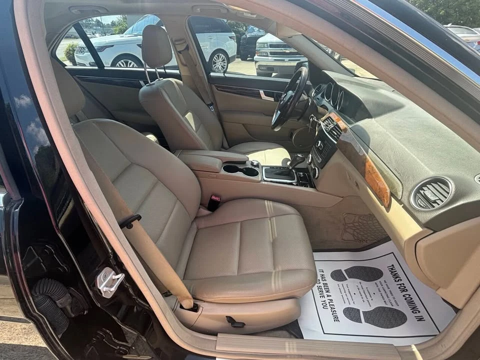2012 Mercedes-Benz W204 C-Class - Image 11 of 11