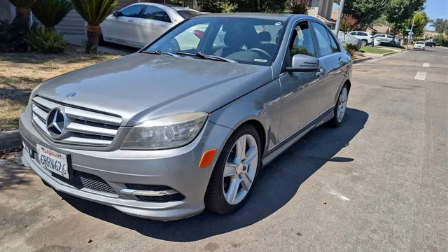 2012 Mercedes-Benz C-Class C 300 Luxury Sedan 4D