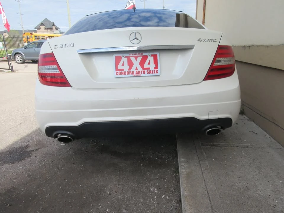 2012 Mercedes-Benz W204 C-Class - Image 10 of 18