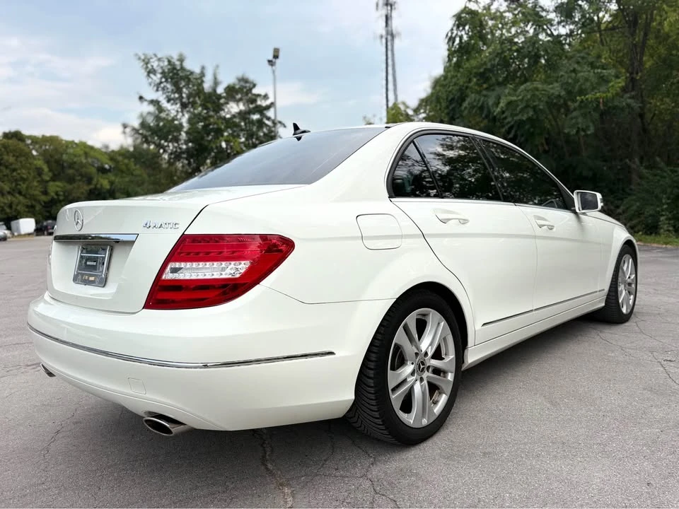 2012 Mercedes-Benz W204 C-Class - Image 2 of 10