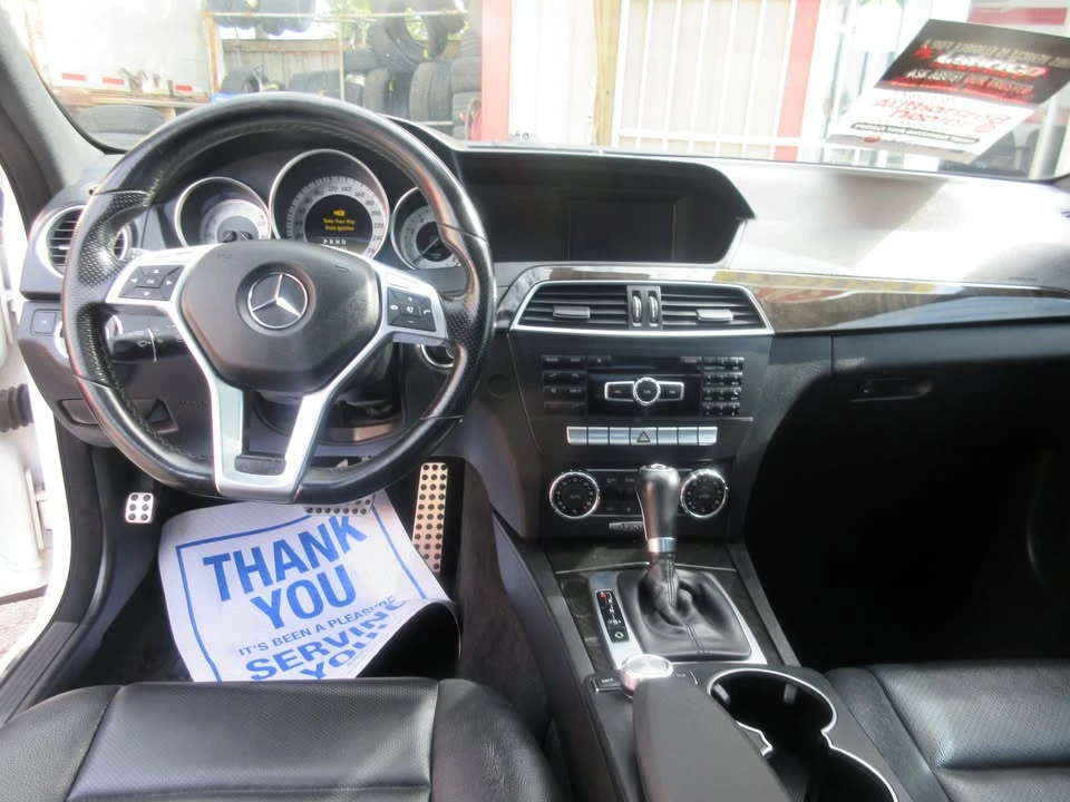 2012 Mercedes-Benz W204 C-Class - Image 14 of 18