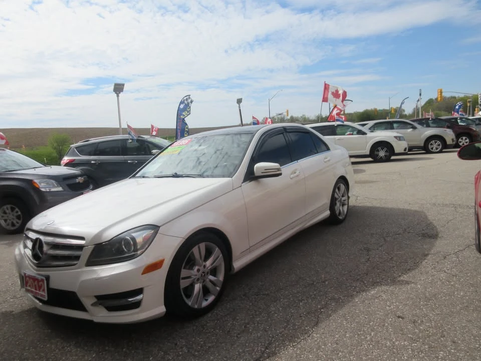 2012 Mercedes-Benz W204 C-Class - Image 3 of 18