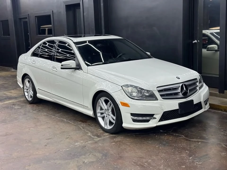 2012 Mercedes-Benz W204 C-Class - Image 7 of 20