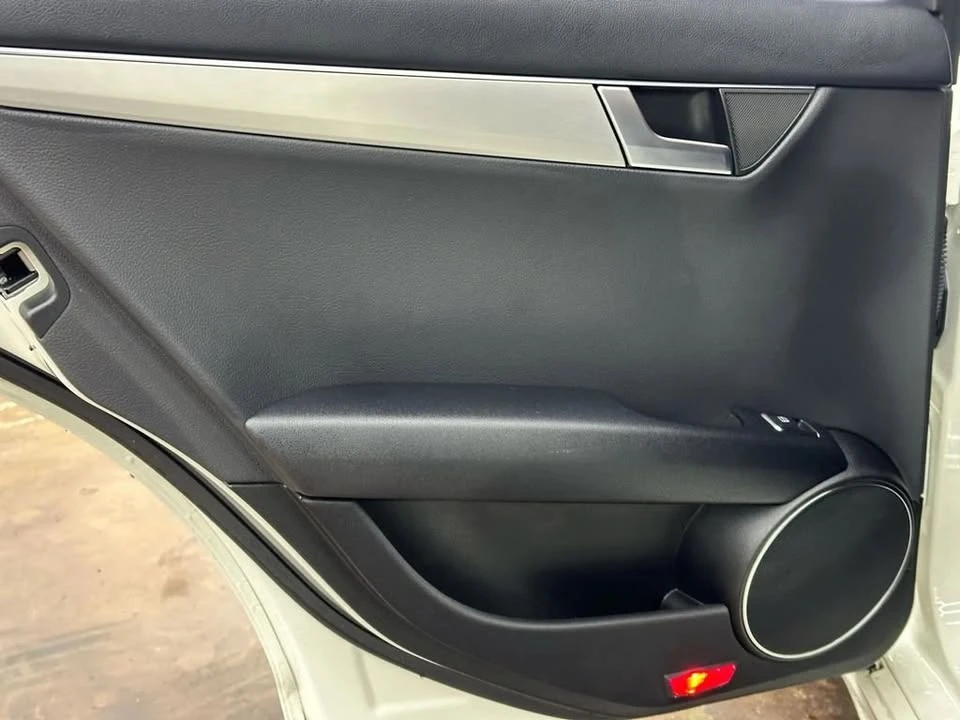 2012 Mercedes-Benz W204 C-Class - Image 20 of 20