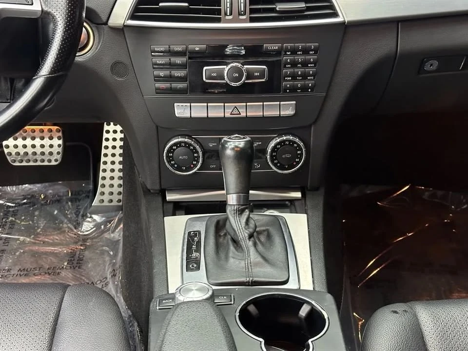 2012 Mercedes-Benz W204 C-Class - Image 16 of 20
