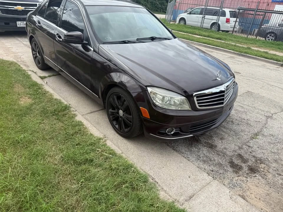 2012 Mercedes-Benz W204 C-Class - Image 2 of 7